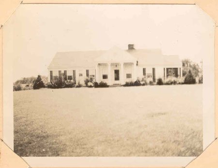 House on the end of Barfield road
